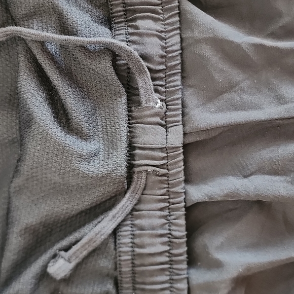 Mens Black shorts 2 pairs size XL - Picture 6 of 10